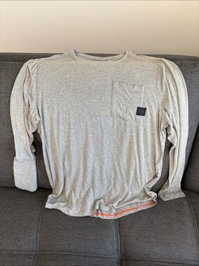 Saxx Men's Long Sleeve Pocket Tee - Heather Gray with Orange Trim
